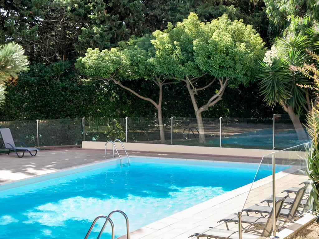Ibis Toulon La Seyne Sur Mer Exterior foto