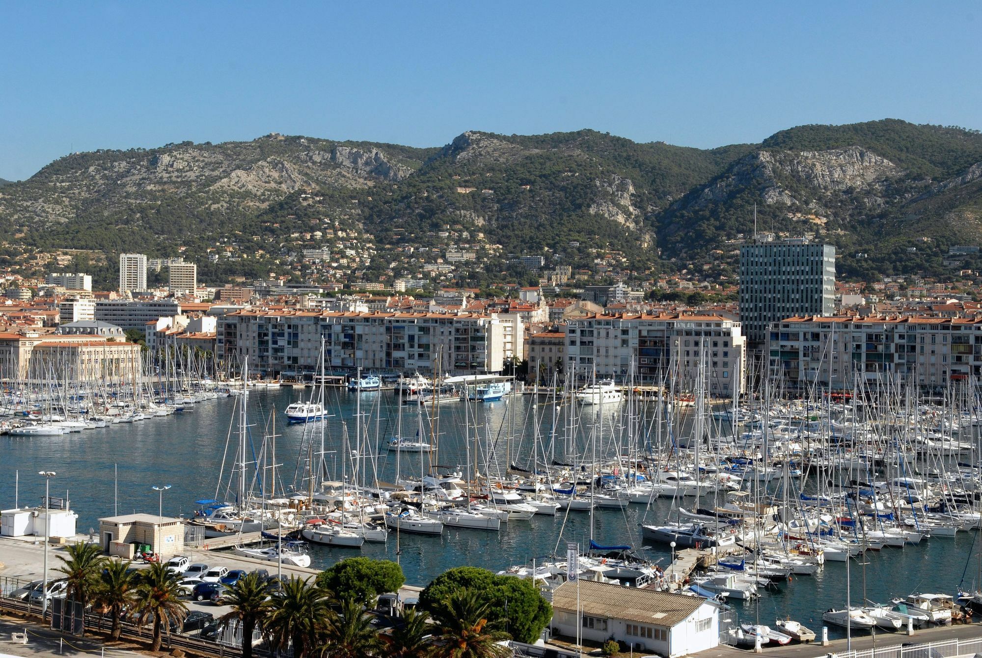 Ibis Toulon La Seyne Sur Mer Exterior foto